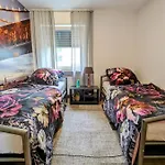 Apartment Retreat: Zentral Und Gemütlich