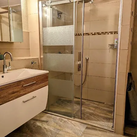 Apartment Retreat: Zentral Und Gemuetlich *