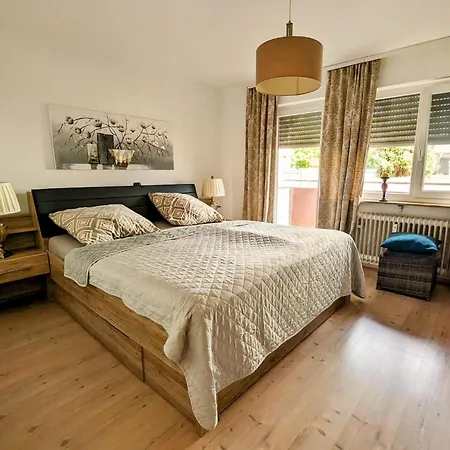 Retreat: Zentral Und Gemuetlich Apartment *